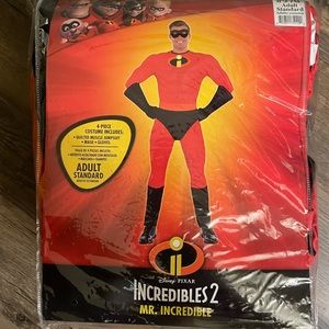 Mr Incredible costume